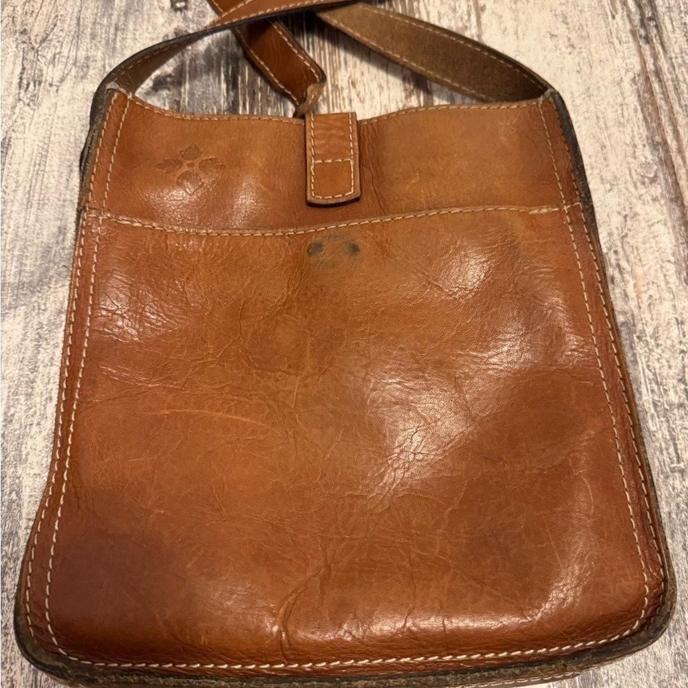 Patricia Nash Leather Crossbody Bag - Picture 4 of 10